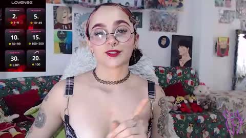 Julieta Jaguar online show from January 8, 3:25 pm