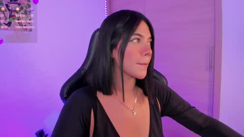 Julieta  online show from March 4, 1:59 pm