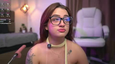 julieth_rojas online show from May 22, 10:04 pm