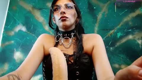    online show from September 8, 9:03 pm