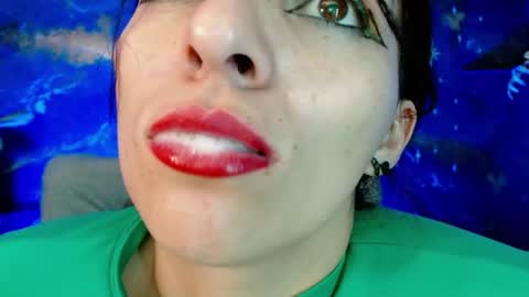    online show from July 9, 11:14 am