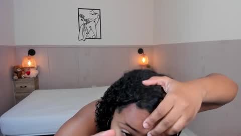 Julieth Julie online show from October 31, 11:55 am