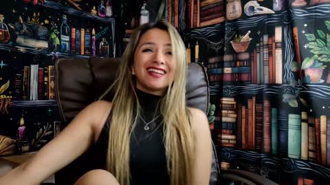 Julietta Jackson online show from December 23, 10:33 pm