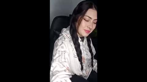 julietta_p online show from March 24, 2:38 am