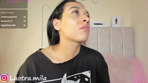 IG mila delux online show from November 18, 1:55 am