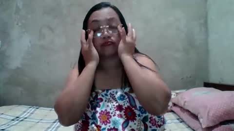 juliett online show from April 7, 5:52 am