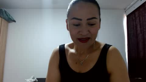 juliette_mur0 online show from July 22, 6:00 pm