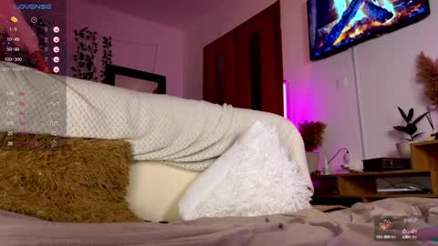 juliette_sunshine online show from December 10, 4:24 am