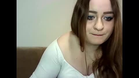 Snapshot of julietteanne2 chatting on February 20, 11:22 am Anne online show from February 20, 11:22 am