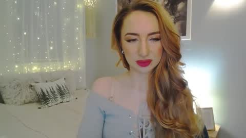 Snapshot of juliettesensual chatting on January 5, 3:23 pm JulietteSensual online show from January 5, 3:23 pm