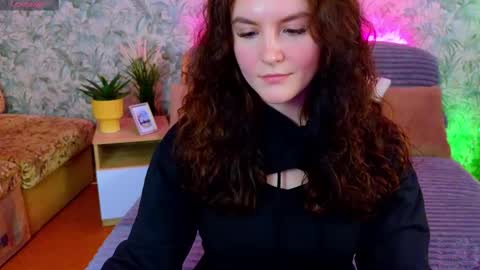 Julia online show from November 11, 3:23 pm