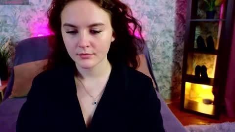 Julia online show from November 20, 1:33 pm