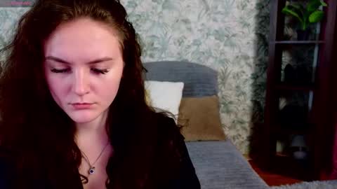 Julia online show from November 24, 2:50 pm