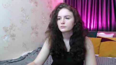 Julia online show from December 3, 8:45 am