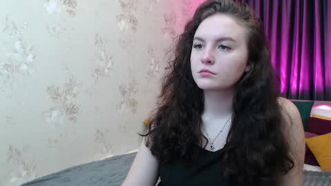 Julia online show from December 4, 7:06 am