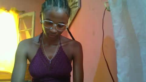 juliexexy online show from January 10, 5:15 am