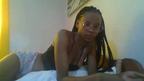 juliexexy online show from March 6, 8:08 am