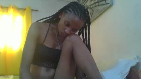 juliexexy online show from March 10, 10:48 am