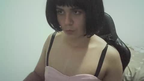 juligurlygirly online show from November 8, 3:39 am