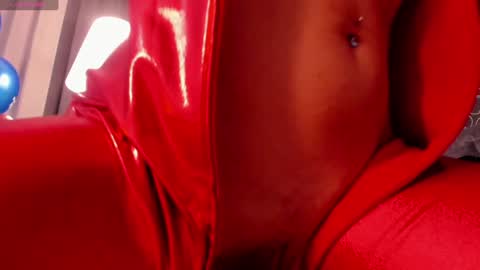 Snapshot of jullia_moor chatting on February 1, 7:47 am jullia_moor online show from February 1, 7:47 am