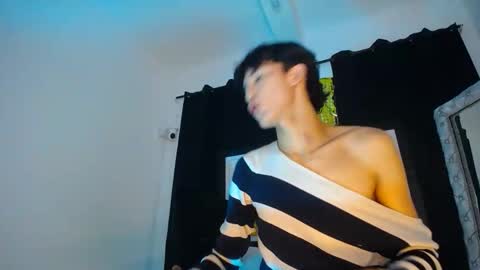 Snapshot of jullian_ricci chatting on March 30, 8:32 pm jullian online show from March 30, 8:32 pm
