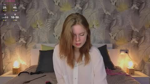 Julie online show from October 13, 4:07 pm