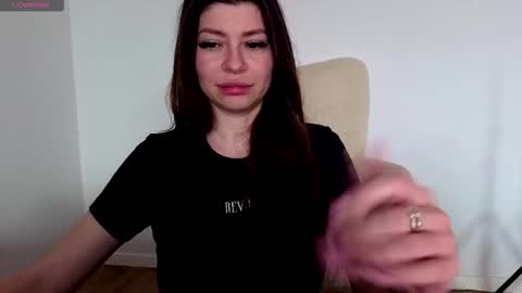 Jully online show from March 21, 1:58 pm