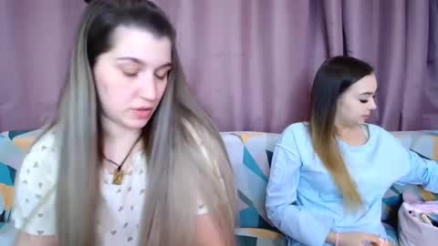 DoubleCherry online show from April 4, 5:32 pm