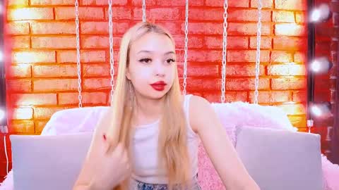 DoubleCherry online show from June 9, 2:01 am