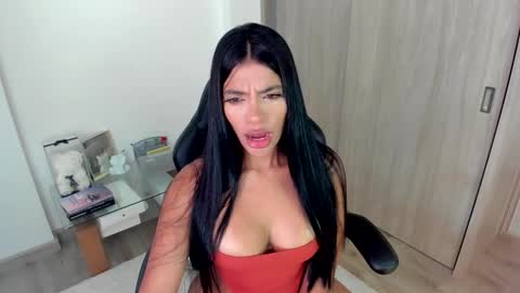 july_correa online show from September 28, 8:58 pm