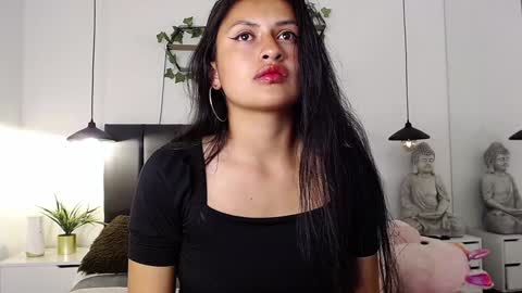Julietha  online show from December 7, 3:52 pm