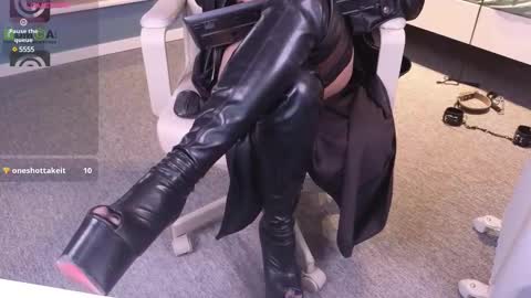 Julya Mistress online show from February 19, 4:33 pm