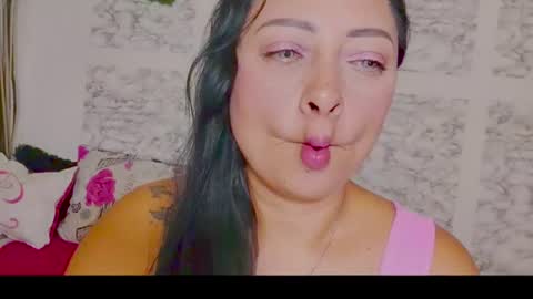 juliana online show from June 26, 10:58 pm