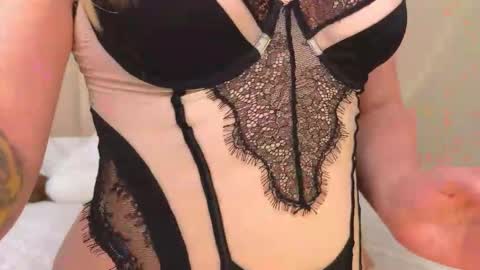 Mary online show from February 10, 7:12 am