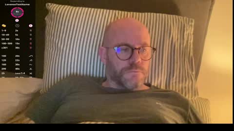 Snapshot of jumbojimbo999 chatting on March 25, 8:26 pm jumbojimbo online show from March 25, 8:26 pm