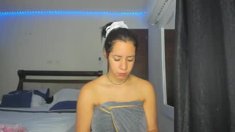 Snapshot of jump_rabbit_ chatting on September 22, 4:47 am jessica online show from September 22, 4:47 am