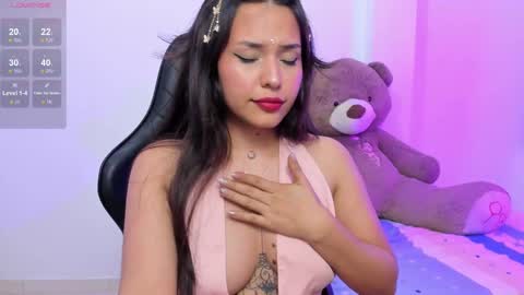 Snapshot of junbootix chatting on February 27, 12:21 am ANGELINA indepen camgrl  online show from February 27, 12:21 am