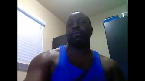 Snapshot of junbug8812 chatting on January 10, 2:13 pm junbug8812 online show from January 10, 2:13 pm