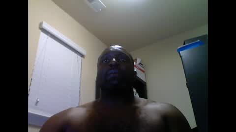 Snapshot of junbug8812 chatting on February 2, 7:09 am junbug8812 online show from February 2, 7:09 am