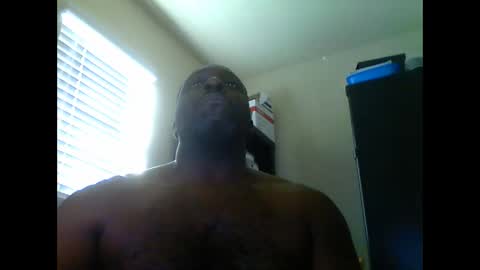 Snapshot of junbug8812 chatting on November 4, 1:32 pm junbug8812 online show from November 4, 1:32 pm