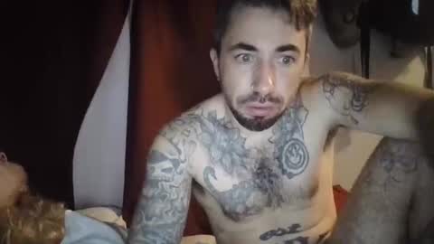 juneswallows online show from November 10, 11:31 am