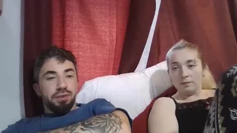 juneswallows online show from November 19, 3:45 pm