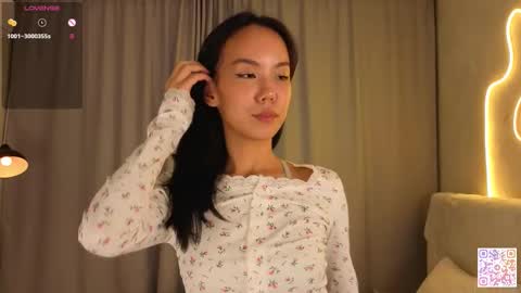 Bella online show from October 22, 6:07 pm