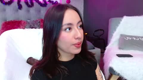 Snapshot of juniper_hill chatting on October 12, 4:11 am Juniper online show from October 12, 4:11 am