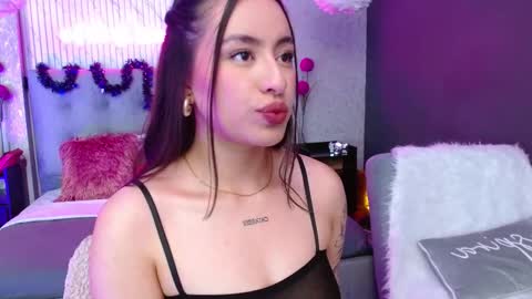 Snapshot of juniper_hill chatting on October 27, 4:05 am Juniper online show from October 27, 4:05 am