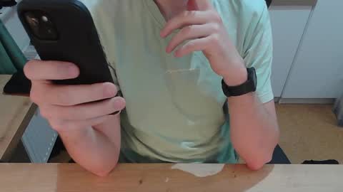 junk2711 online show from April 10, 8:41 am