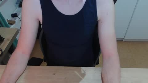 junk2711 online show from May 10, 5:23 am