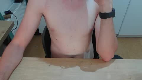 junk2711 online show from May 29, 7:39 am
