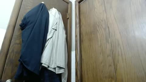 Snapshot of junk_yard_dog chatting on February 16, 2:02 pm Dave online show from February 16, 2:02 pm