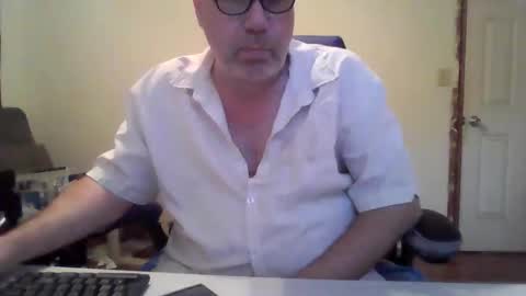 junkhp1 online show from June 9, 11:11 am